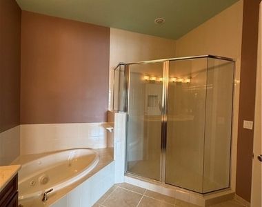 7168 Lemuria Circle - Photo Thumbnail 2