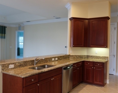 7168 Lemuria Circle - Photo Thumbnail 23