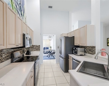 5360 Andover Drive - Photo Thumbnail 10