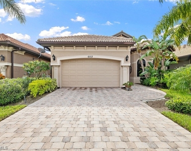 6513 Caldecott Drive - Photo Thumbnail 5