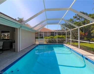 333 Wentworth Court - Photo Thumbnail 43