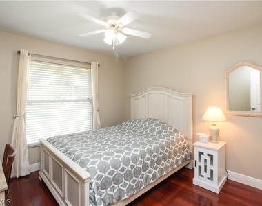 333 Wentworth Court - Photo Thumbnail 41