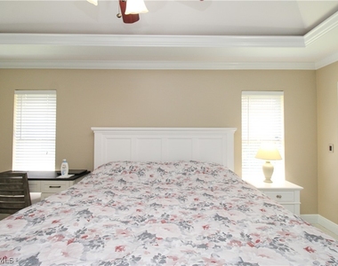 333 Wentworth Court - Photo Thumbnail 36