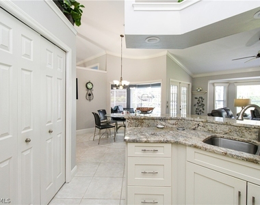 333 Wentworth Court - Photo Thumbnail 11