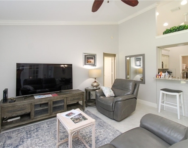 333 Wentworth Court - Photo Thumbnail 17