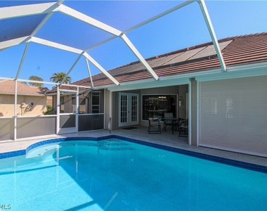 333 Wentworth Court - Photo Thumbnail 44