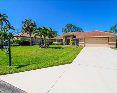 333 Wentworth Court - Photo Thumbnail 2