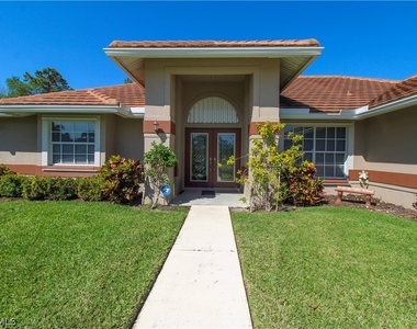 333 Wentworth Court - Photo Thumbnail 1