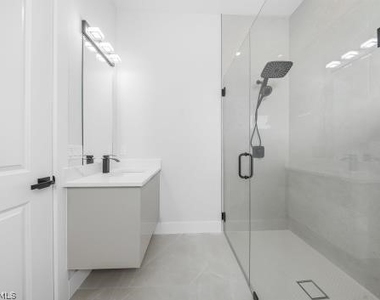 11607 Pawley Avenue - Photo Thumbnail 29