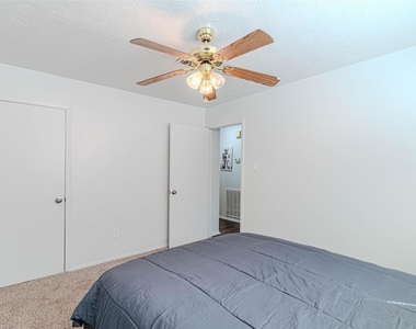 4606 Fitzwater Drive - Photo Thumbnail 34