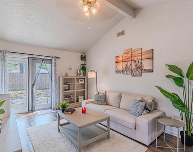 4606 Fitzwater Drive - Photo Thumbnail 10