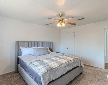 4606 Fitzwater Drive - Photo Thumbnail 27