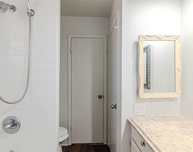 4606 Fitzwater Drive - Photo Thumbnail 32