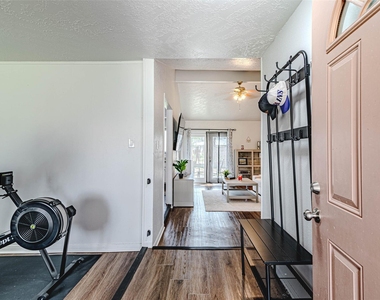 4606 Fitzwater Drive - Photo Thumbnail 4