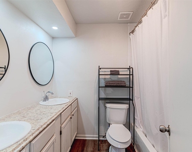 4606 Fitzwater Drive - Photo Thumbnail 35