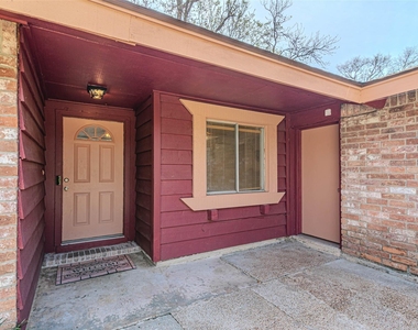 4606 Fitzwater Drive - Photo Thumbnail 3
