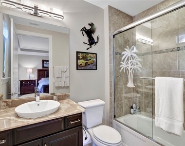2772 Tiburon Boulevard E - Photo Thumbnail 9