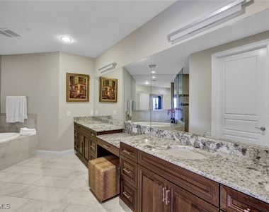 2772 Tiburon Boulevard E - Photo Thumbnail 5