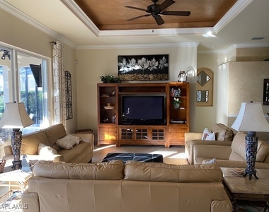 10307 Gator Bay Court - Photo Thumbnail 4
