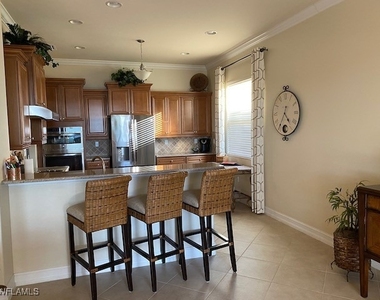 10307 Gator Bay Court - Photo Thumbnail 8