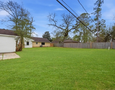 431 Dover Lane - Photo Thumbnail 17