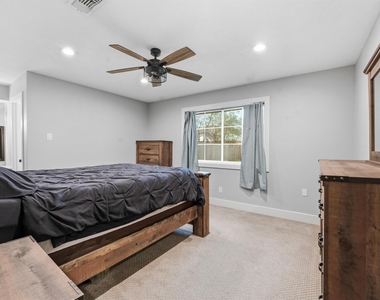 431 Dover Lane - Photo Thumbnail 10
