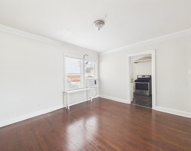 1920 Richmond Avenue - Photo Thumbnail 13