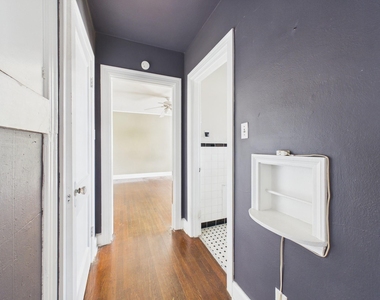 1920 Richmond Avenue - Photo Thumbnail 6