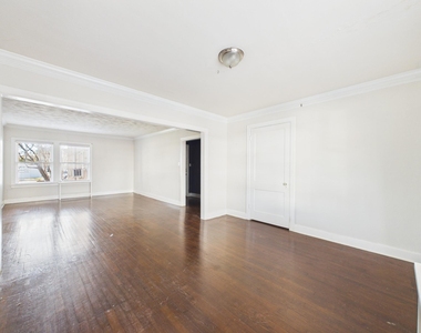 1920 Richmond Avenue - Photo Thumbnail 14