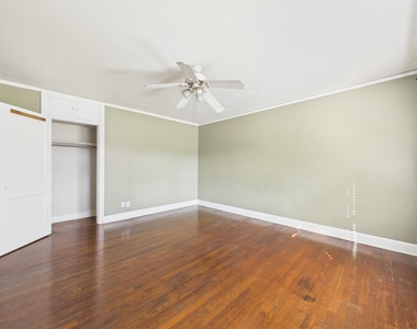 1920 Richmond Avenue - Photo Thumbnail 11