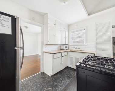 1920 Richmond Avenue - Photo Thumbnail 16