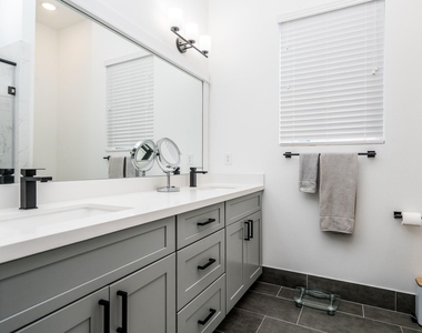 8324 Springwood Canyon Lane - Photo Thumbnail 17