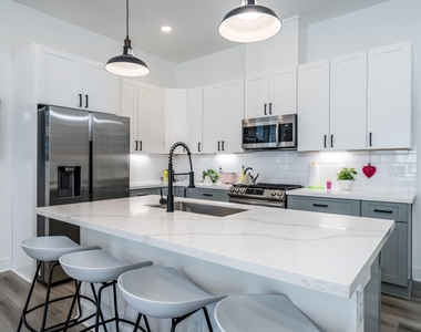 8324 Springwood Canyon Lane - Photo Thumbnail 12