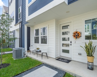 8324 Springwood Canyon Lane - Photo Thumbnail 2