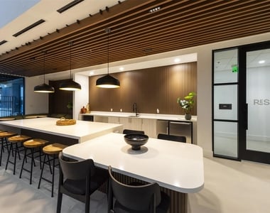 18036 Park Row - Photo Thumbnail 6