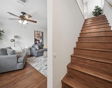 1105 Tulane Street - Photo Thumbnail 3