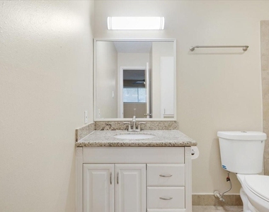 3502 Ocee Street - Photo Thumbnail 10
