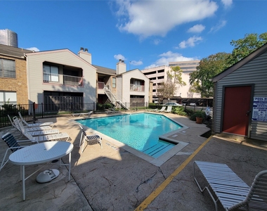 2025 Augusta Drive - Photo Thumbnail 32