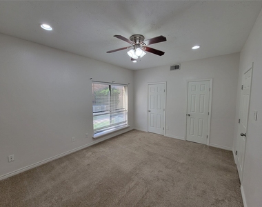 2025 Augusta Drive - Photo Thumbnail 24