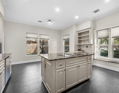 2715 Penmere Court - Photo Thumbnail 8