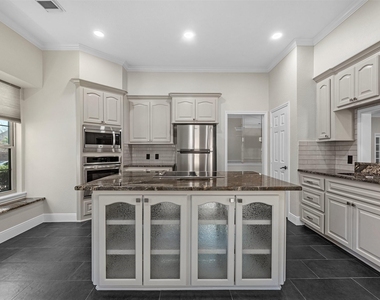 2715 Penmere Court - Photo Thumbnail 7