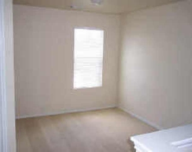 3418 Glenmore Meadow - Photo Thumbnail 8