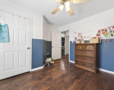 10391 Royal Magnolia Drive - Photo Thumbnail 8