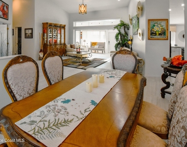 101 Island Grove Drive - Photo Thumbnail 9
