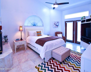 101 Island Grove Drive - Photo Thumbnail 21