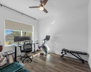 2222 Wavell Street - Photo Thumbnail 18