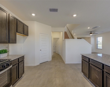 22851 Fulton Landing Drive - Photo Thumbnail 8