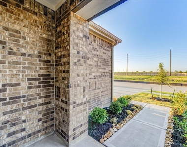 22851 Fulton Landing Drive - Photo Thumbnail 2