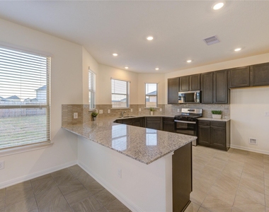 22851 Fulton Landing Drive - Photo Thumbnail 6