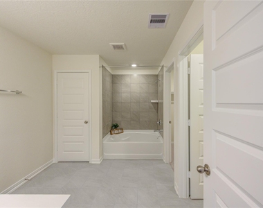 22851 Fulton Landing Drive - Photo Thumbnail 16